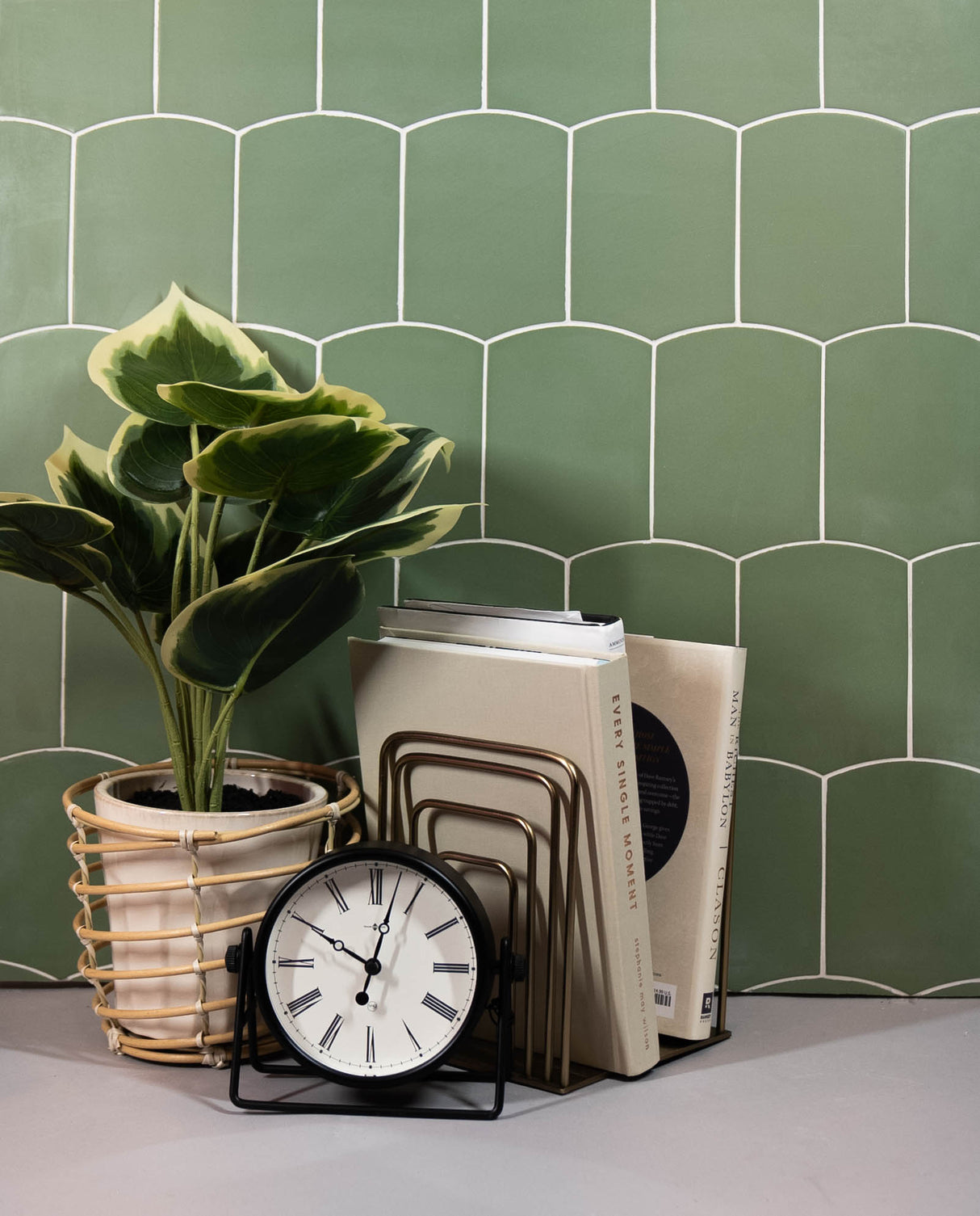 Capri 5.5x4 Pesto Matte Fan Tile