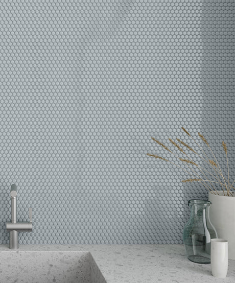 Essential 0.75x0.75 Cloud Blue Matte Round Mosaic