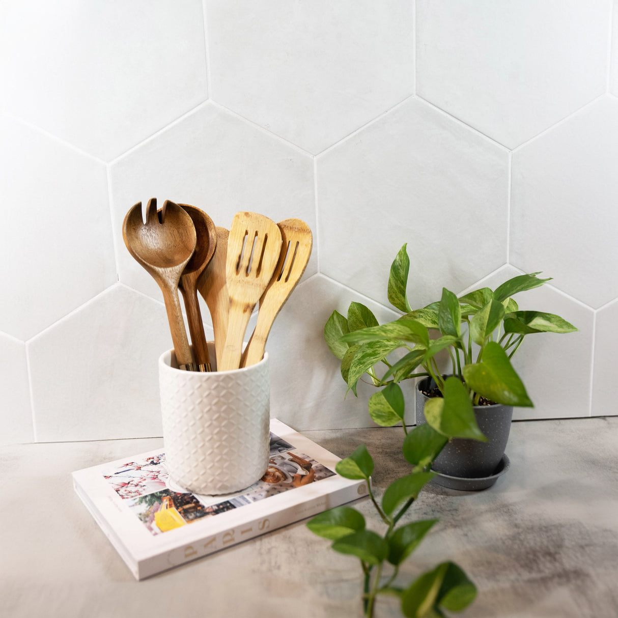 Studio 11.5x10 Light Matte Hexagon Tile